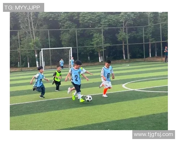 小孩足球明星培养全攻略视频分享助力孩子成就梦想之路