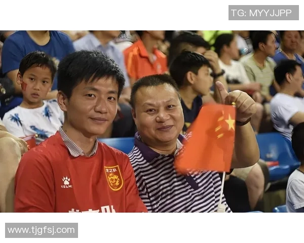 中国足球裁判陆俊的职业生涯与争议事件回顾及对中国足球的影响分析